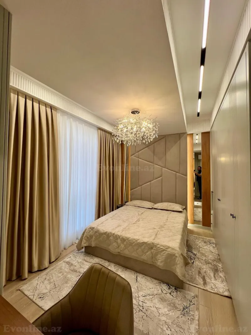 Satılır 3 otaqlı Mənzil Yeni tikili 112 m² Azadlıq prospekti m. - şəkil 4