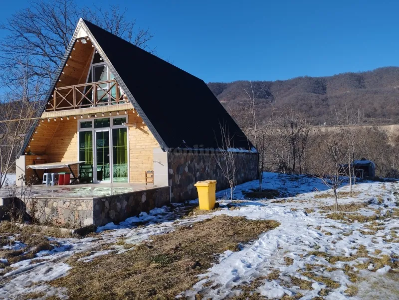 Kirayə verilir 4 otaqlı Mənzil Yeni tikili 100 m² Qusar