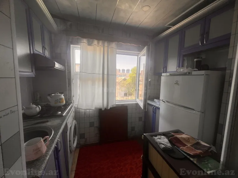 Kirayə verilir 2 otaqlı Mənzil Köhnə tikili 40 m² İnşaatçılar m. - şəkil 3