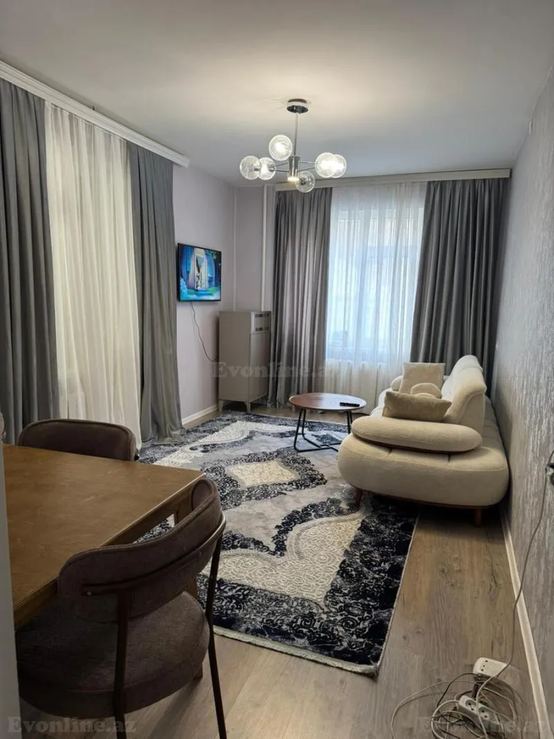 2 otaqlı Mənzil 55 m² 8 Noyabr m. Satılır