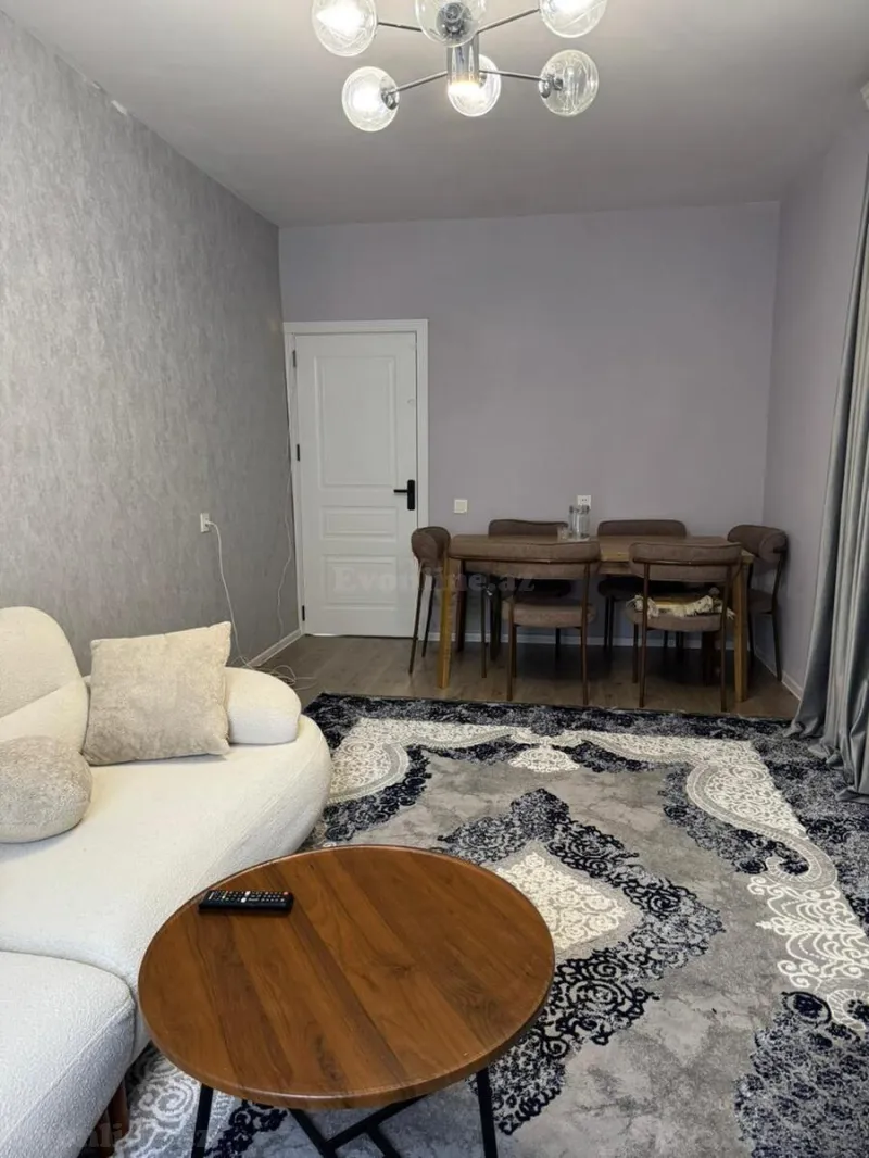 Satılır 2 otaqlı Mənzil Köhnə tikili 55 m² 8 Noyabr m. - şəkil 2