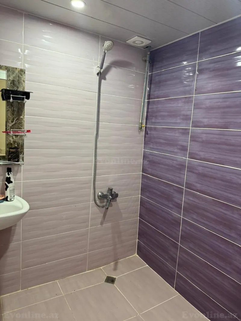 Satılır 2 otaqlı Mənzil Köhnə tikili 55 m² 8 Noyabr m. - şəkil 7