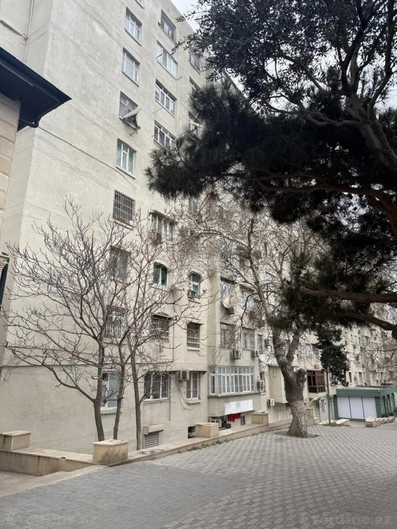 Satılır 2 otaqlı Mənzil Köhnə tikili 55 m² 8 Noyabr m. - şəkil 11