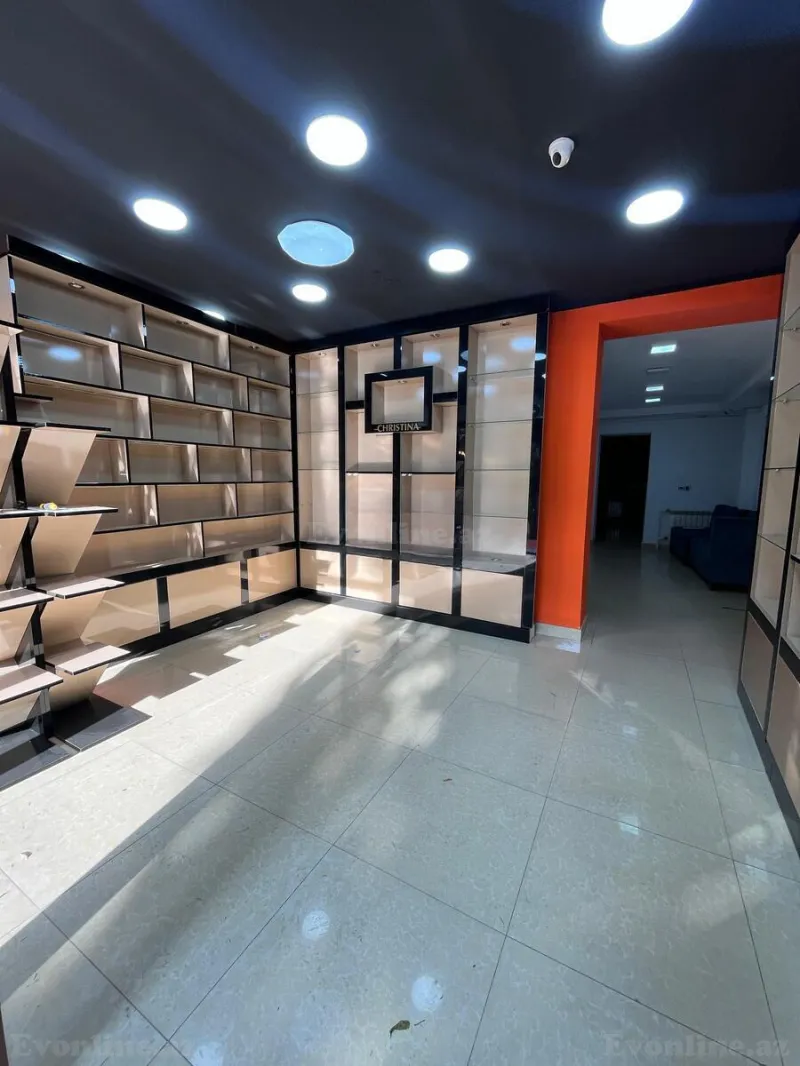 Satılır Obyekt 100 m² Elmlər Akademiyası m.