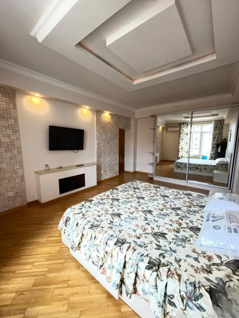 Kirayə verilir 2 otaqlı Mənzil Yeni tikili 95 m² Xətai r. - şəkil 4