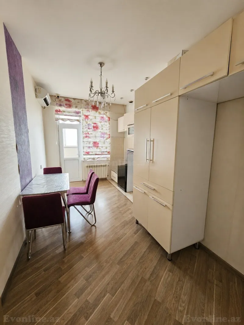 Satılır 2 otaqlı Mənzil Yeni tikili 85 m² Memar Əcəmi m. - şəkil 3