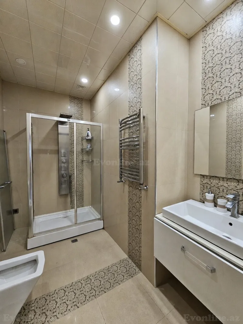 Satılır 2 otaqlı Mənzil Yeni tikili 85 m² Memar Əcəmi m. - şəkil 10