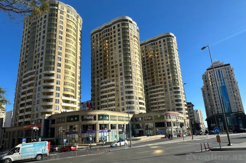 Satılır 3 otaqlı Mənzil Yeni tikili 174 m² Nizami m. - şəkil 24