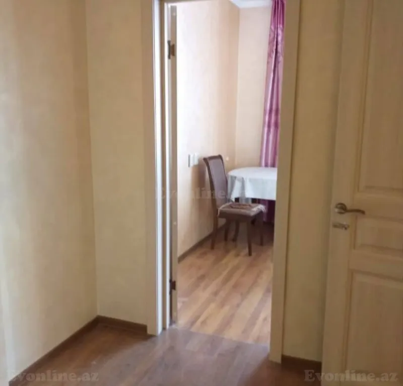 Kirayə verilir 2 otaqlı Mənzil Köhnə tikili 50 m² İnşaatçılar m. - şəkil 5