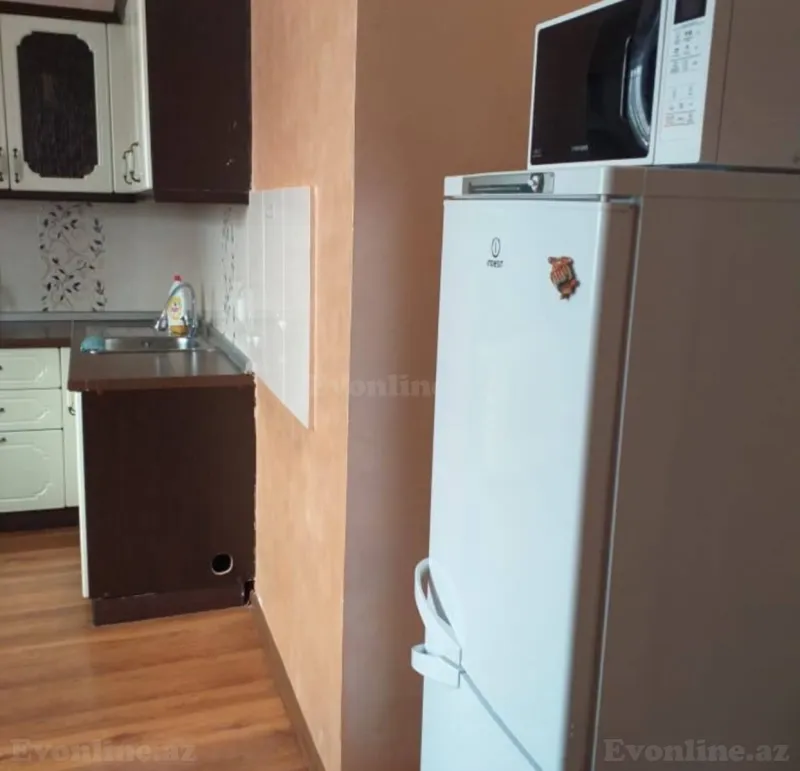 Kirayə verilir 2 otaqlı Mənzil Köhnə tikili 50 m² İnşaatçılar m. - şəkil 6