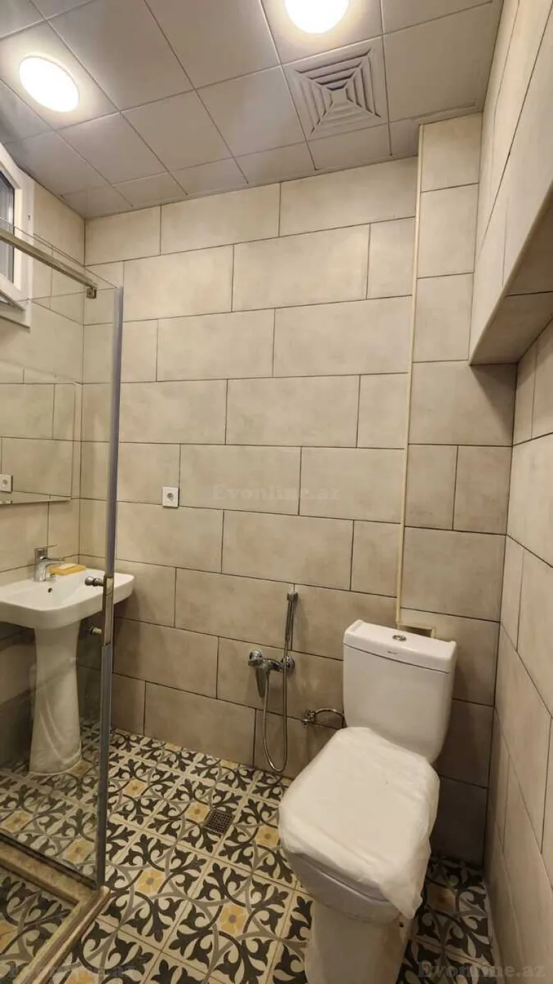 Satılır 2 otaqlı Mənzil Köhnə tikili 55 m² Səbail r. - şəkil 13