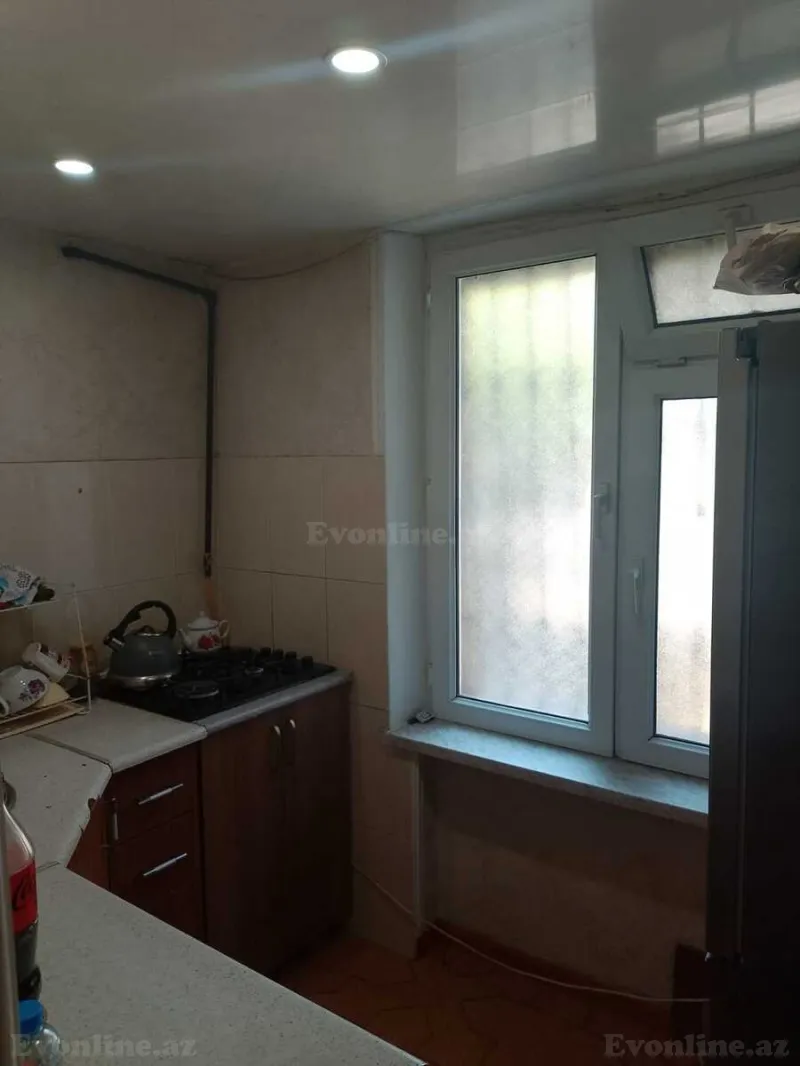 Satılır 2 otaqlı Mənzil Köhnə tikili 45 m² Elmlər Akademiyası m. - şəkil 6