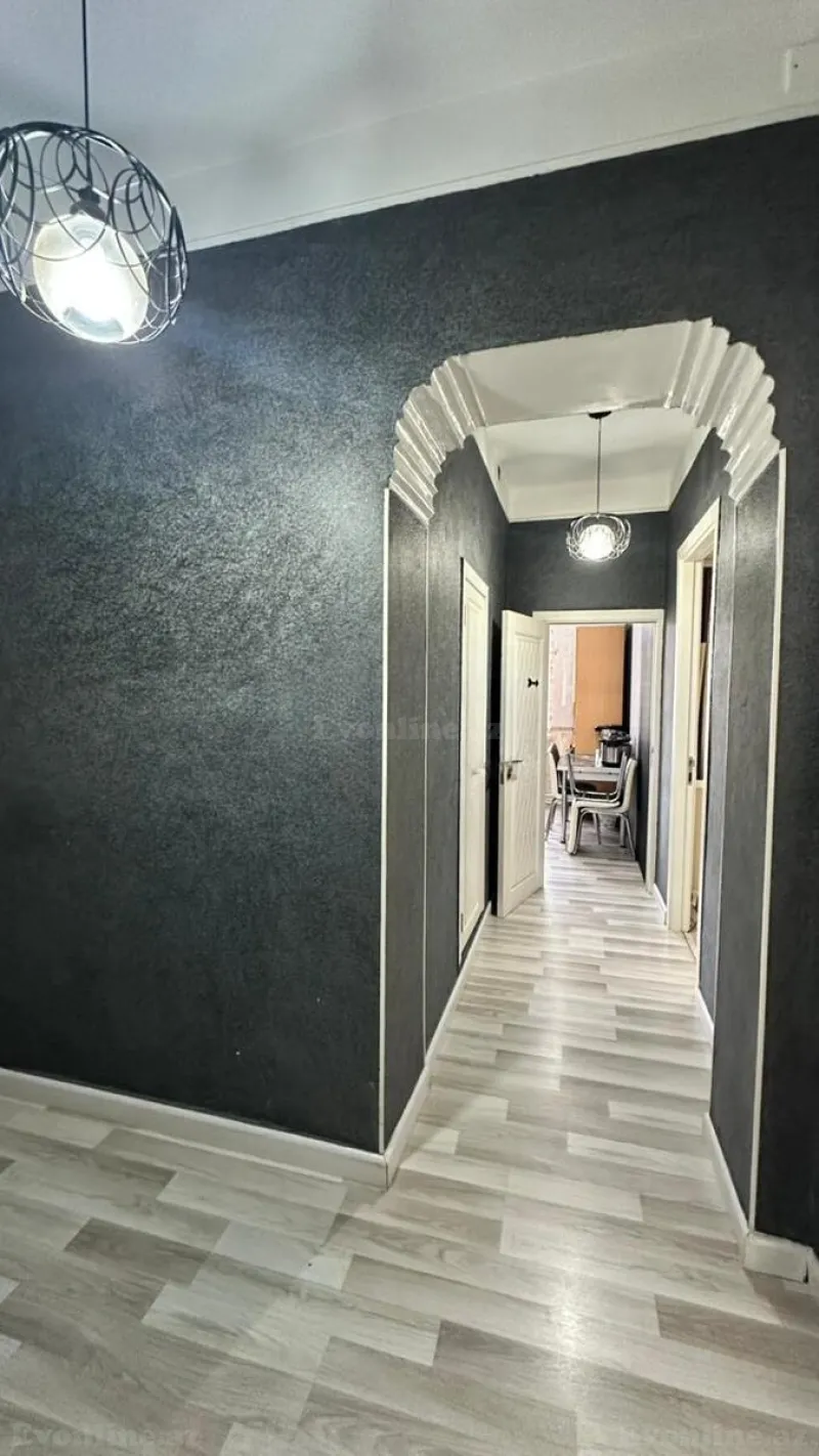 Satılır 3 otaqlı Mənzil Köhnə tikili 90 m² Qara Qarayev m. - şəkil 5