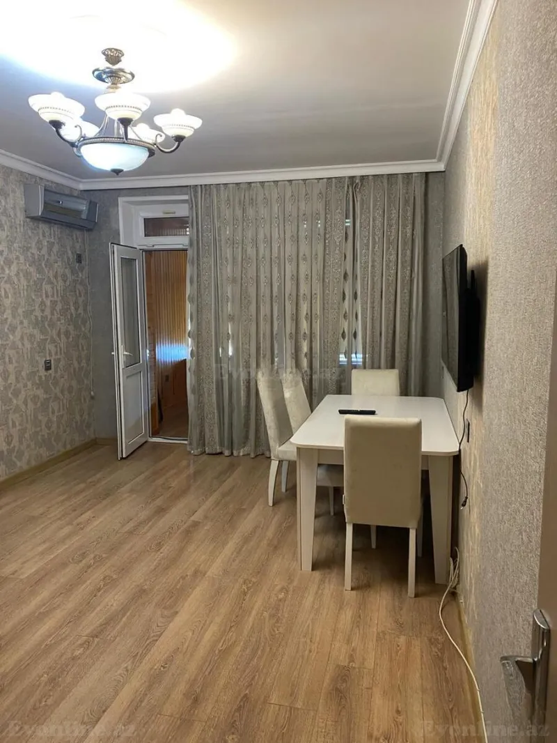 Kirayə verilir 3 otaqlı Mənzil Köhnə tikili 75 m² Səbail r. - şəkil 3
