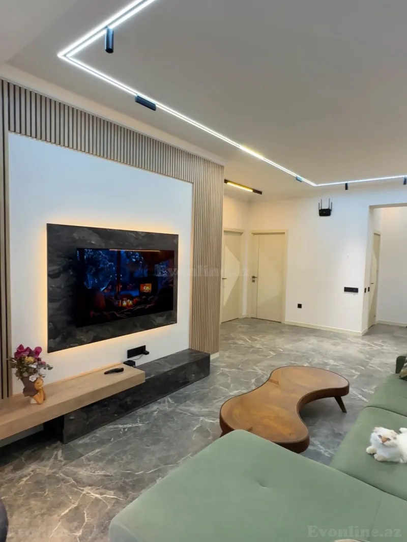 Satılır 4 otaqlı Mənzil Yeni tikili 119 m² 8 Noyabr pr. - şəkil 3