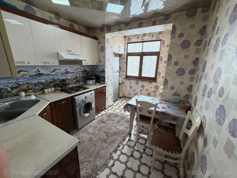 Satılır 4 otaqlı Mənzil Köhnə tikili 90 m² Sumqayıt - şəkil 3