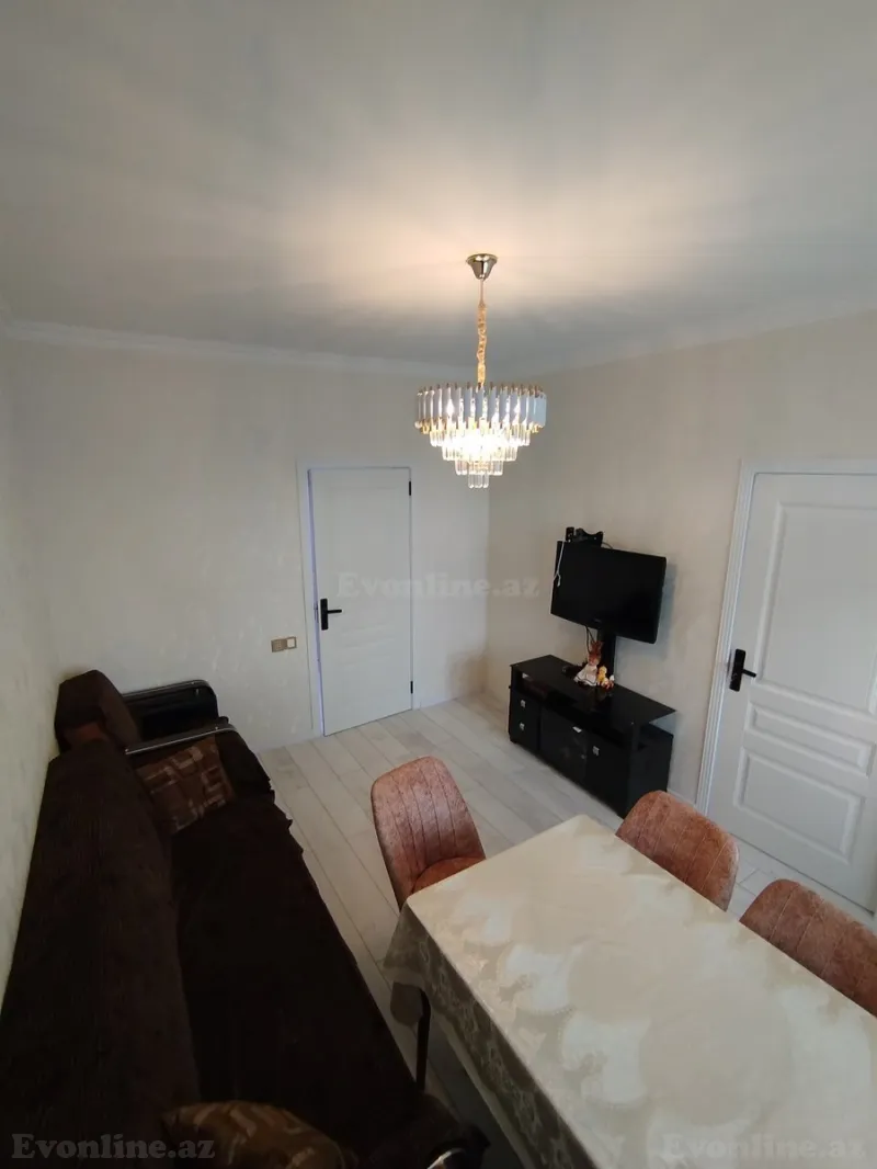 Satılır 2 otaqlı Mənzil Köhnə tikili 50 m² 8 Noyabr m. - şəkil 6
