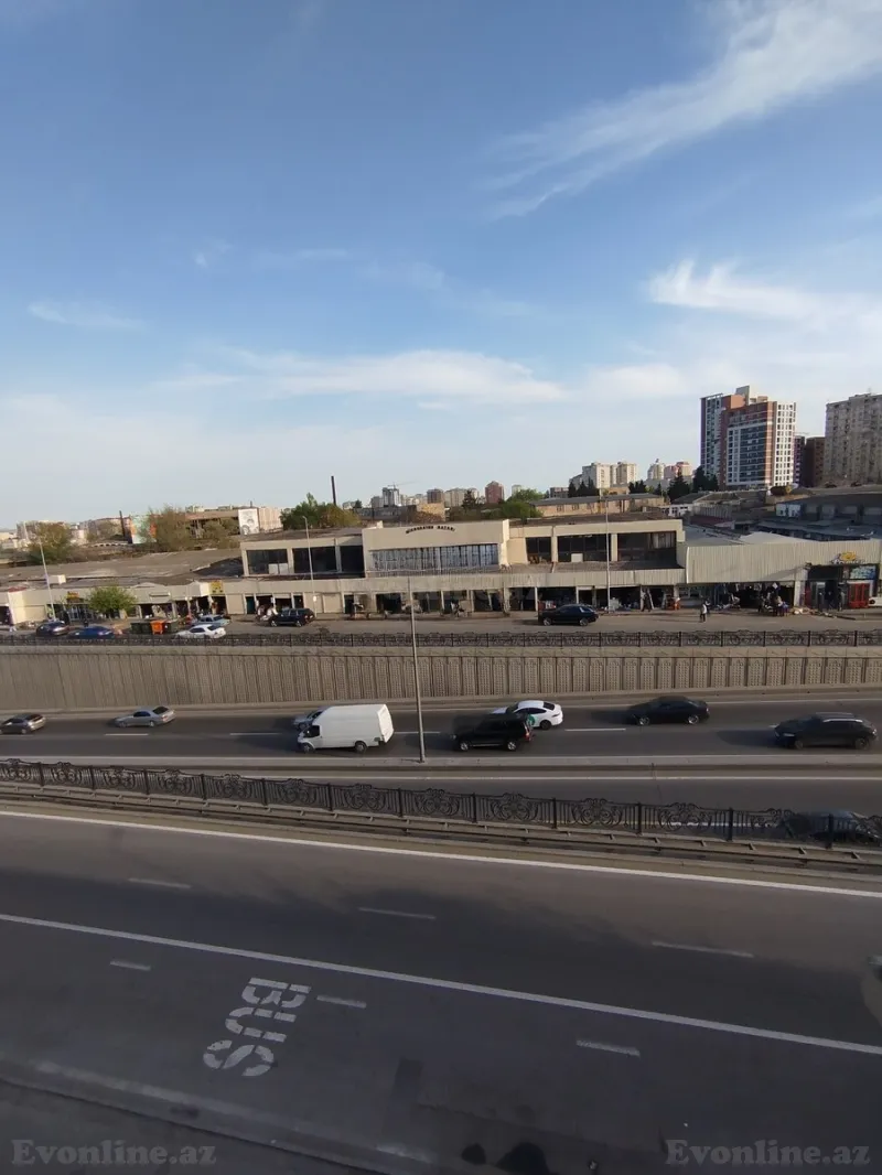 Satılır 2 otaqlı Mənzil Köhnə tikili 50 m² 8 Noyabr m. - şəkil 14