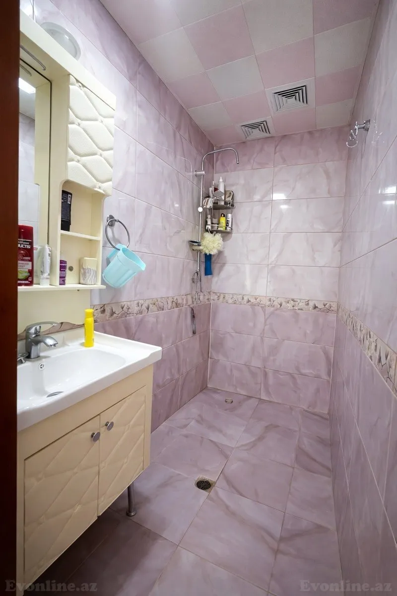 Satılır 5 otaqlı Mənzil Köhnə tikili 125 m² İnşaatçılar m. - şəkil 7