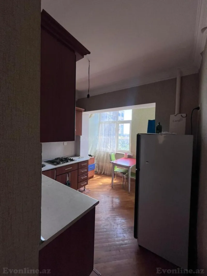 Kirayə verilir 2 otaqlı Mənzil Köhnə tikili 65 m² Nəsimi m. - şəkil 6