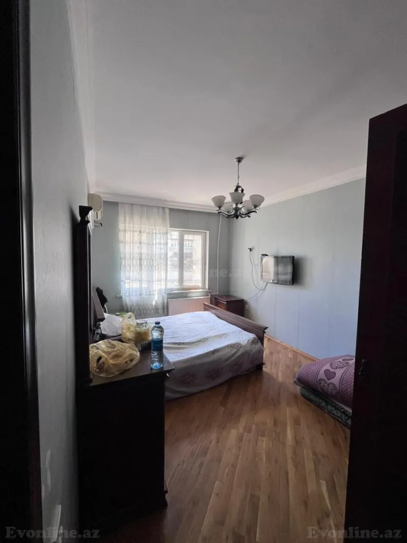 Kirayə verilir 2 otaqlı Mənzil Köhnə tikili 65 m² Nəsimi m. - şəkil 9