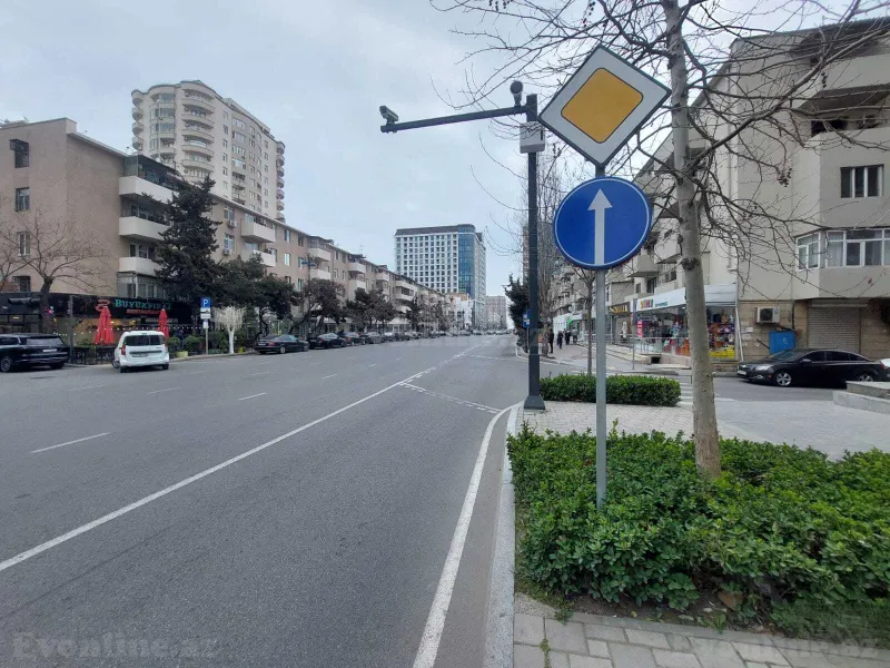 Kirayə verilir 2 otaqlı Mənzil Köhnə tikili 55 m² Nəsimi r. - şəkil 2