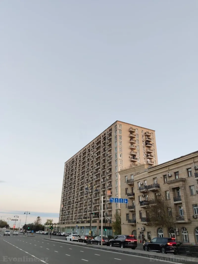Satılır 1 otaqlı Mənzil Yeni tikili 81 m² Xətai r.