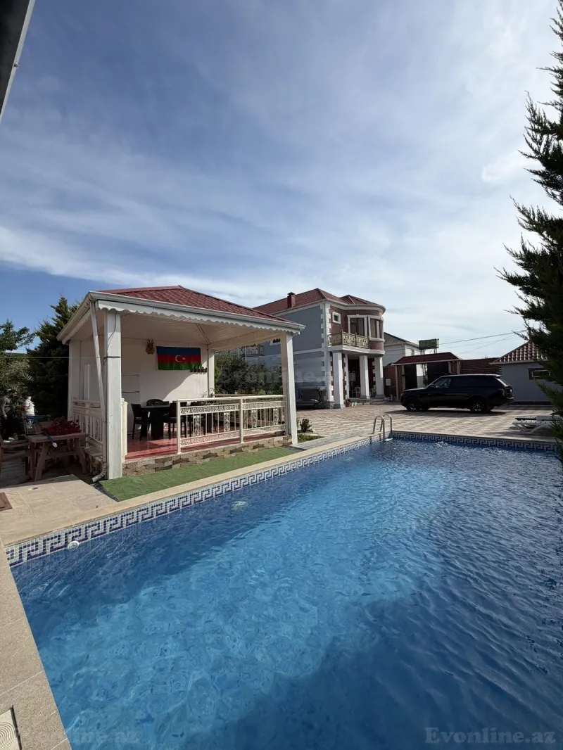8 otaqlı Həyət evi 320 m² Buzovna Satılır
