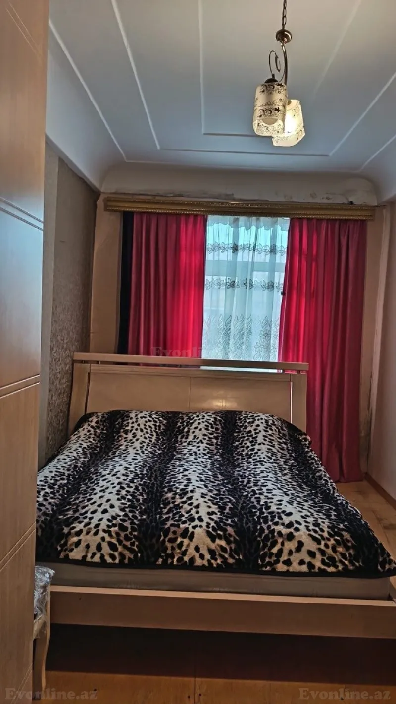 Kirayə verilir 2 otaqlı Mənzil Köhnə tikili 55 m² Elmlər Akademiyası m. - şəkil 2