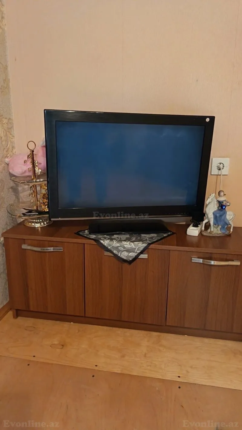 Kirayə verilir 2 otaqlı Mənzil Köhnə tikili 55 m² Elmlər Akademiyası m. - şəkil 4
