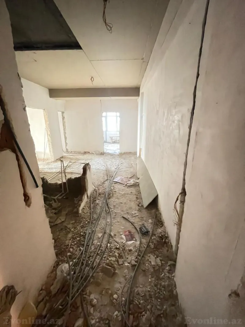 Satılır 4 otaqlı Mənzil Yeni tikili 205 m² Nəsimi r. - şəkil 3