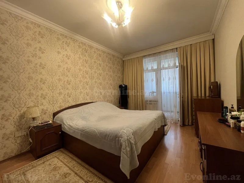 Satılır 3 otaqlı Mənzil Köhnə tikili 80 m² Həzi Aslanov m.