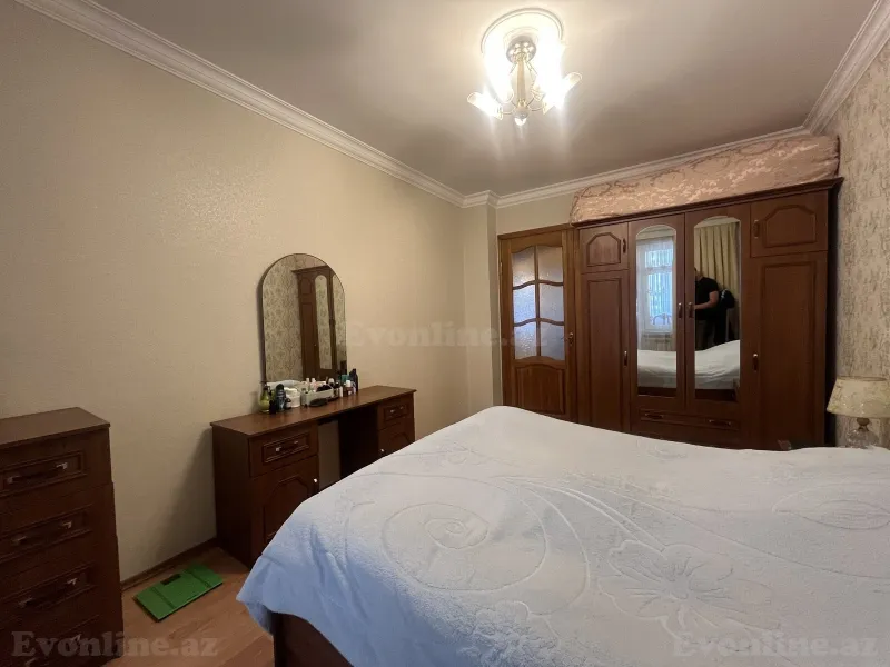 Satılır 3 otaqlı Mənzil Köhnə tikili 80 m² Həzi Aslanov m. - şəkil 2