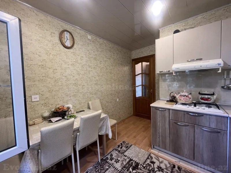 Satılır 3 otaqlı Mənzil Köhnə tikili 80 m² Həzi Aslanov m. - şəkil 14