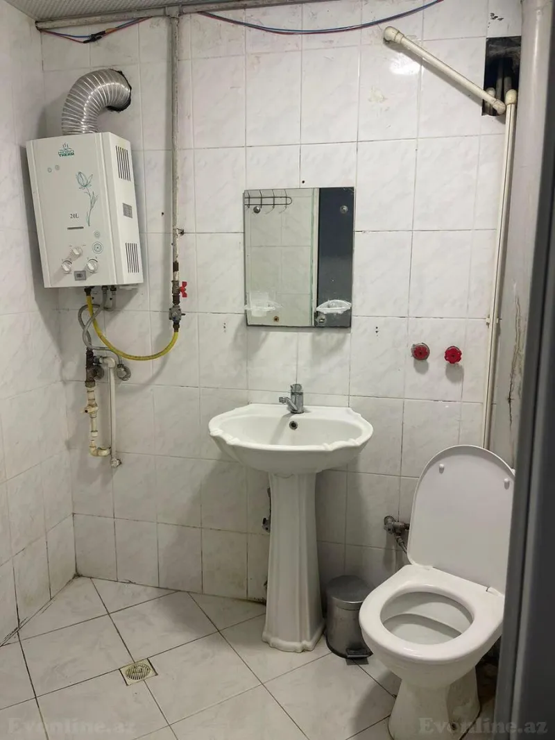 Kirayə verilir 1 otaqlı Mənzil Köhnə tikili 30 m² Elmlər Akademiyası m. - şəkil 8