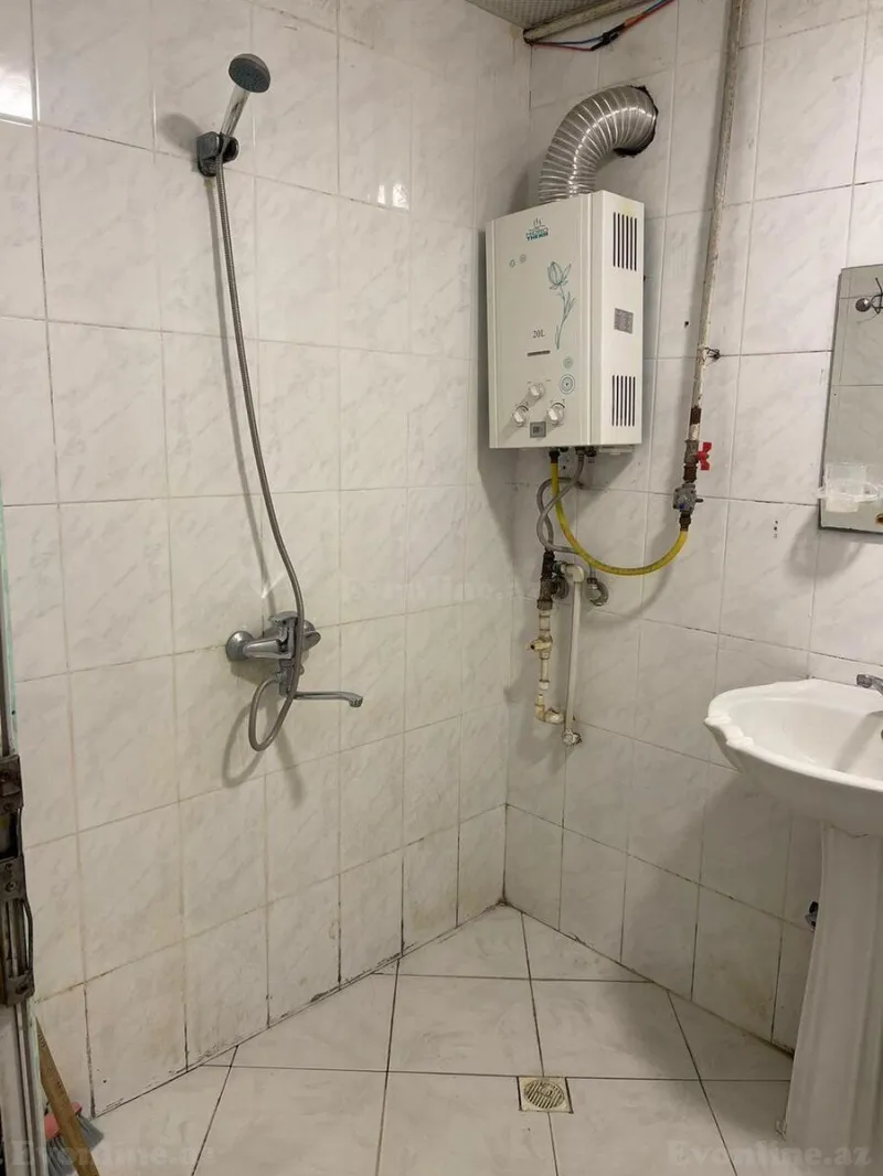Kirayə verilir 1 otaqlı Mənzil Köhnə tikili 30 m² Elmlər Akademiyası m. - şəkil 9