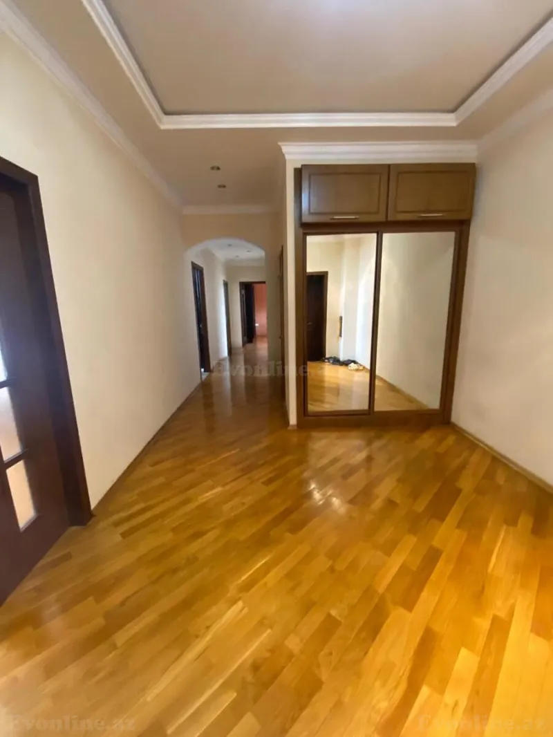 Satılır 3 otaqlı Mənzil Yeni tikili 135 m² Gənclik m. - şəkil 8