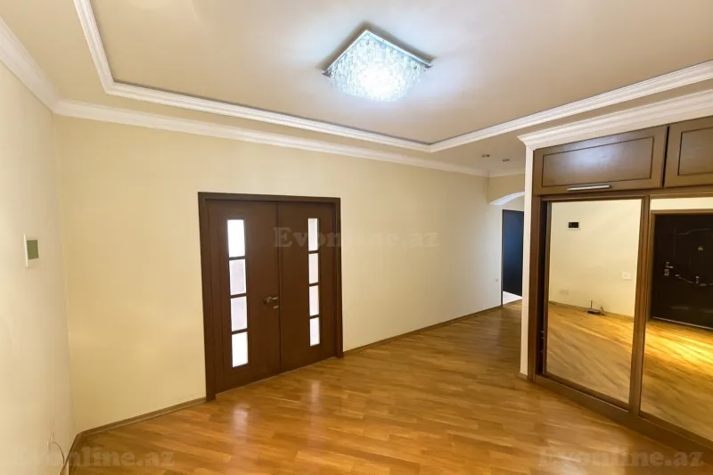 Satılır 3 otaqlı Mənzil Yeni tikili 135 m² Gənclik m. - şəkil 17