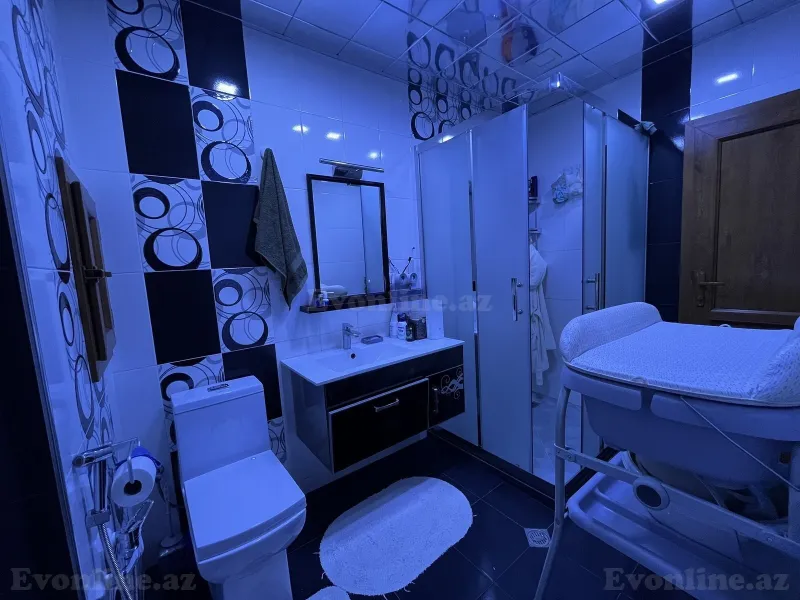 Satılır 2 otaqlı Mənzil Köhnə tikili 106 m² Xətai r. - şəkil 8