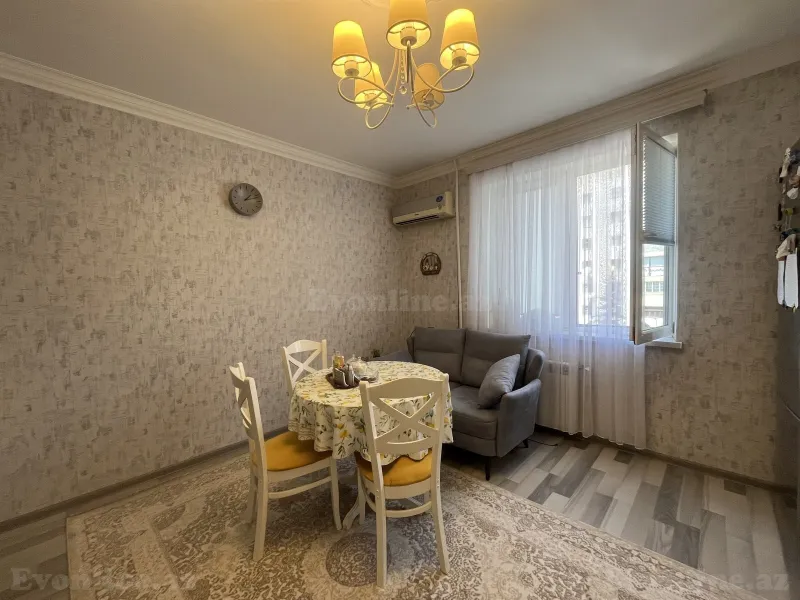 Satılır 2 otaqlı Mənzil Köhnə tikili 106 m² Xətai r. - şəkil 14