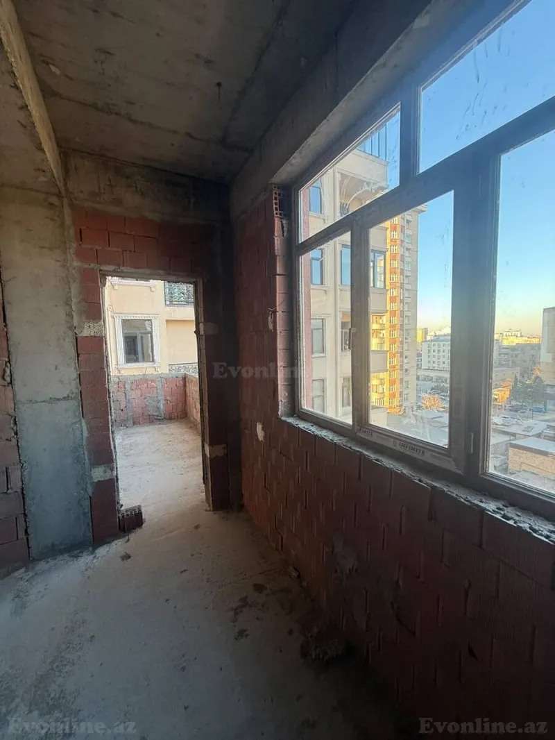 Satılır 3 otaqlı Mənzil Yeni tikili 150 m² Elmlər Akademiyası m. - şəkil 10