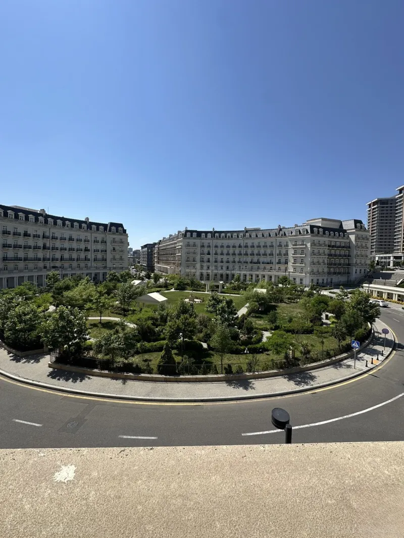 3 otaqlı Mənzil 118 m² Ağ şəhər Satılır