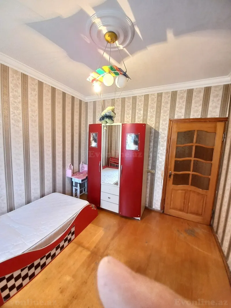 Satılır 4 otaqlı Mənzil Köhnə tikili 110 m² Xalqlar Dostluğu m. - şəkil 8