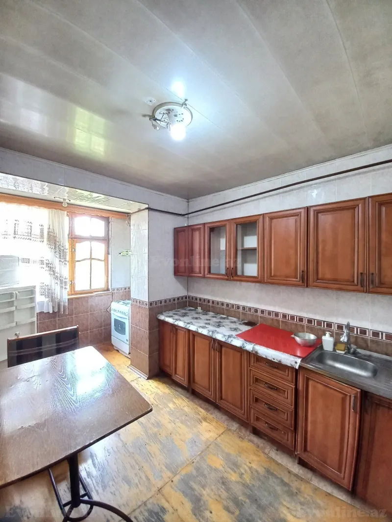Satılır 4 otaqlı Mənzil Köhnə tikili 110 m² Xalqlar Dostluğu m. - şəkil 13