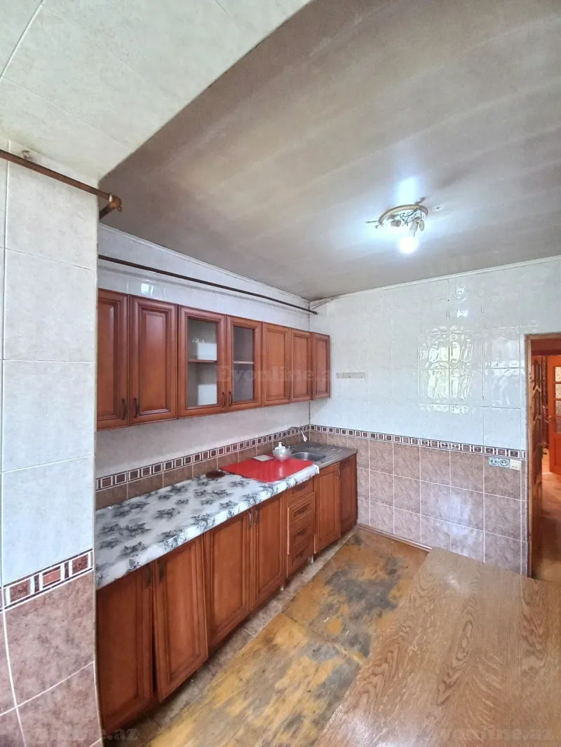 Satılır 4 otaqlı Mənzil Köhnə tikili 110 m² Xalqlar Dostluğu m. - şəkil 14