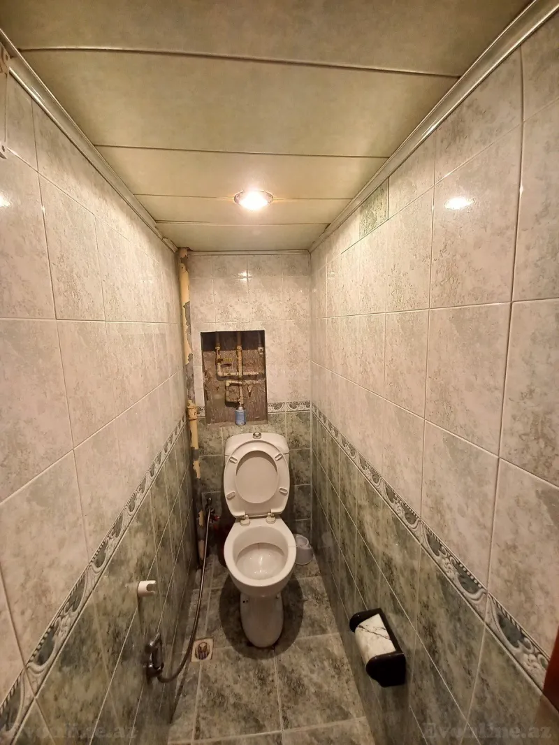 Satılır 4 otaqlı Mənzil Köhnə tikili 110 m² Xalqlar Dostluğu m. - şəkil 15