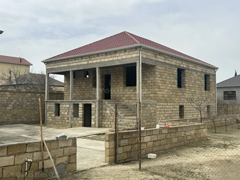 4 otaqlı Həyət evi 250 m² Saray Satılır