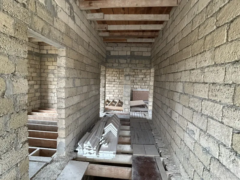 Satılır 4 otaqlı Həyət evi 250 m² Saray - şəkil 8