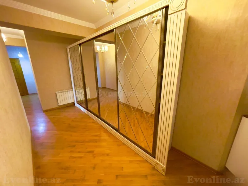 Satılır 3 otaqlı Mənzil Yeni tikili 162 m² Xətai r. - şəkil 5