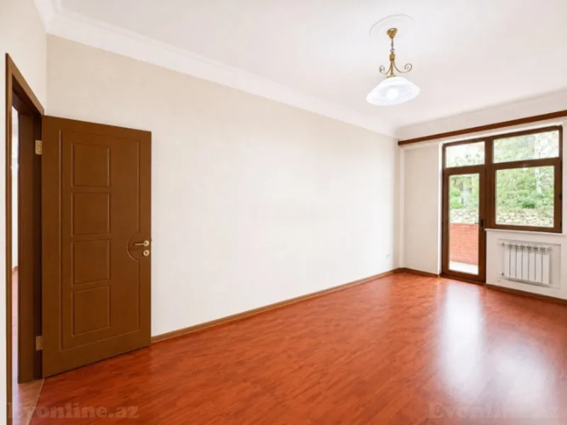 Kirayə verilir Ofis 175 m² 28 May m. - şəkil 5